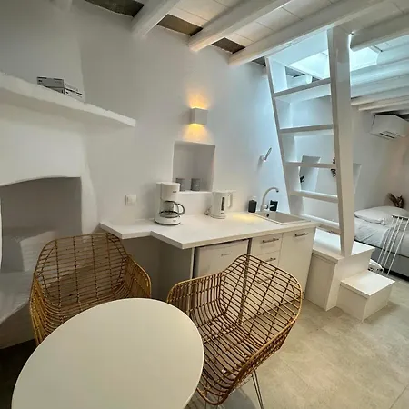 Apollonion House