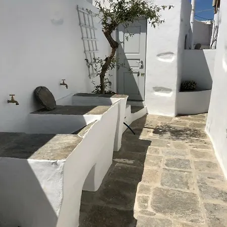 Apartment Apollonion House