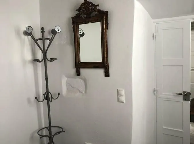 דירה Apollonion House