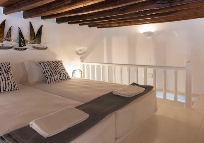 דירה Apollonion House